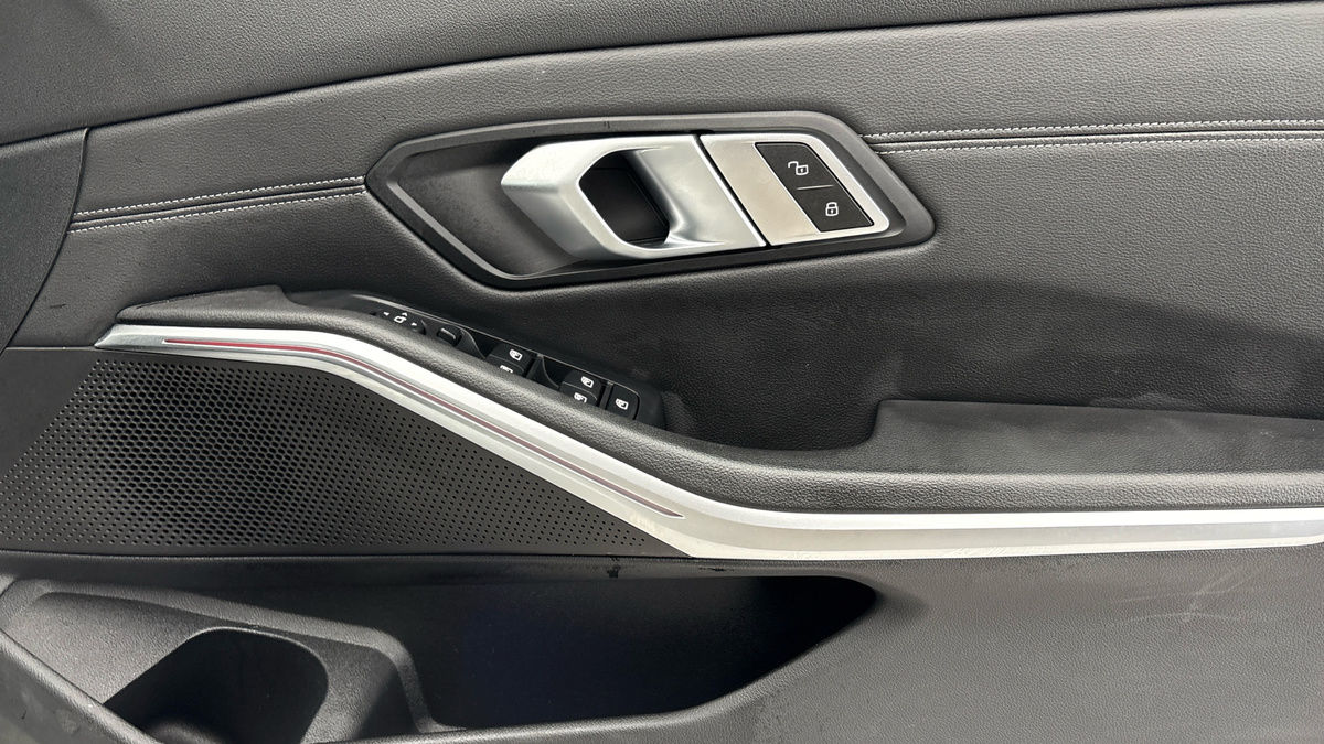 Used BMW 3 Series 2021 for sale - 75878233: Photo 19