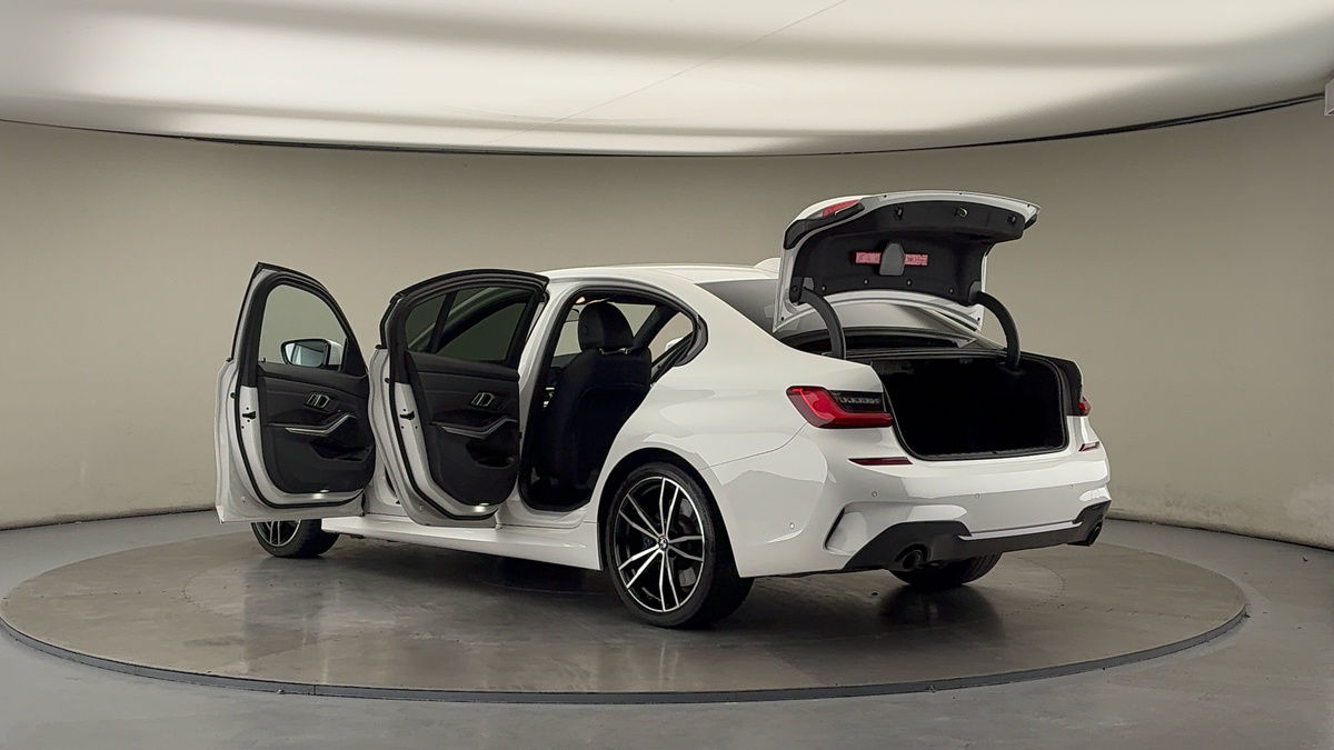 Used BMW 3 Series 2021 for sale - 75878233: Photo 43