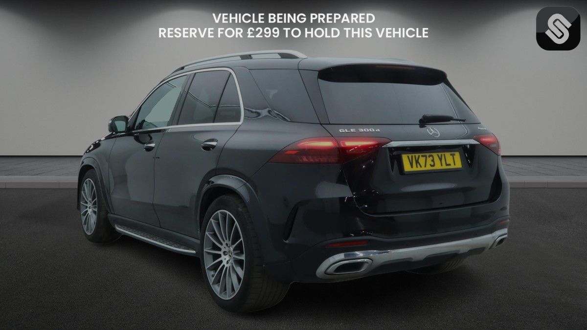 Used Mercedes-Benz GLE 2023 for sale - 77228051: Photo 3