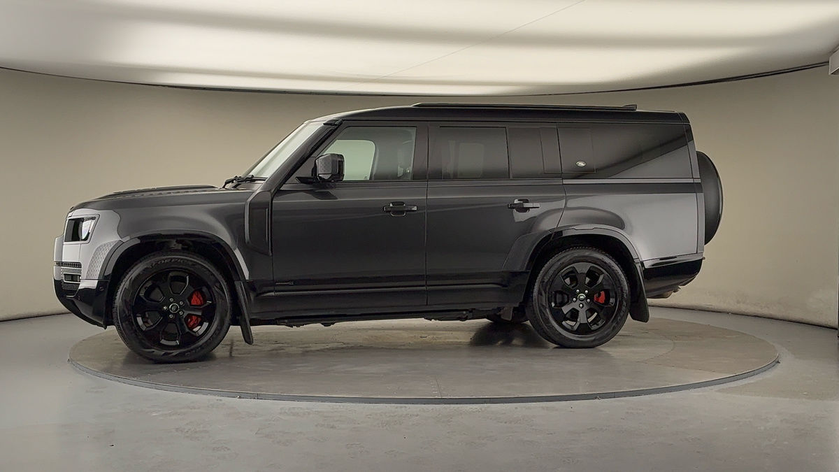 Used Land Rover Defender 2023 for sale - 78213233: Photo 32