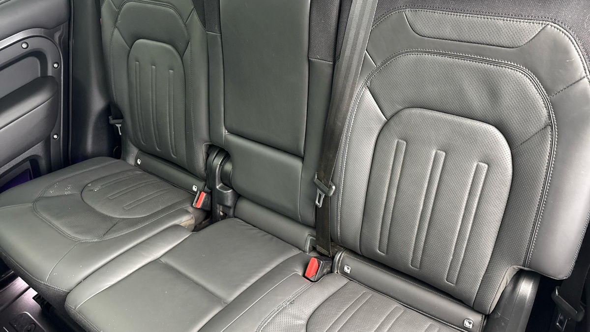 Used Land Rover Defender 2023 for sale - 78213233: Photo 8