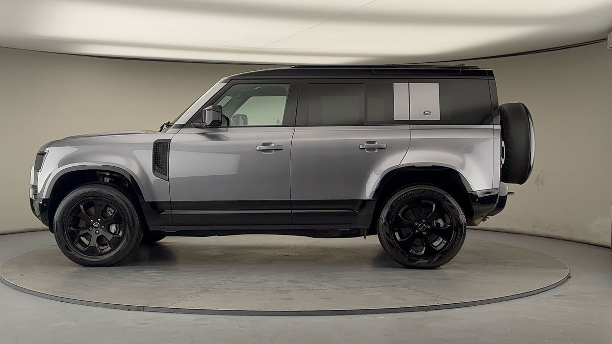 Used Land Rover Defender 110 2024 for sale - 76821426: Photo 15