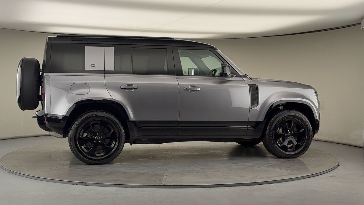 Used Land Rover Defender 110 2024 for sale - 76821426: Photo 37