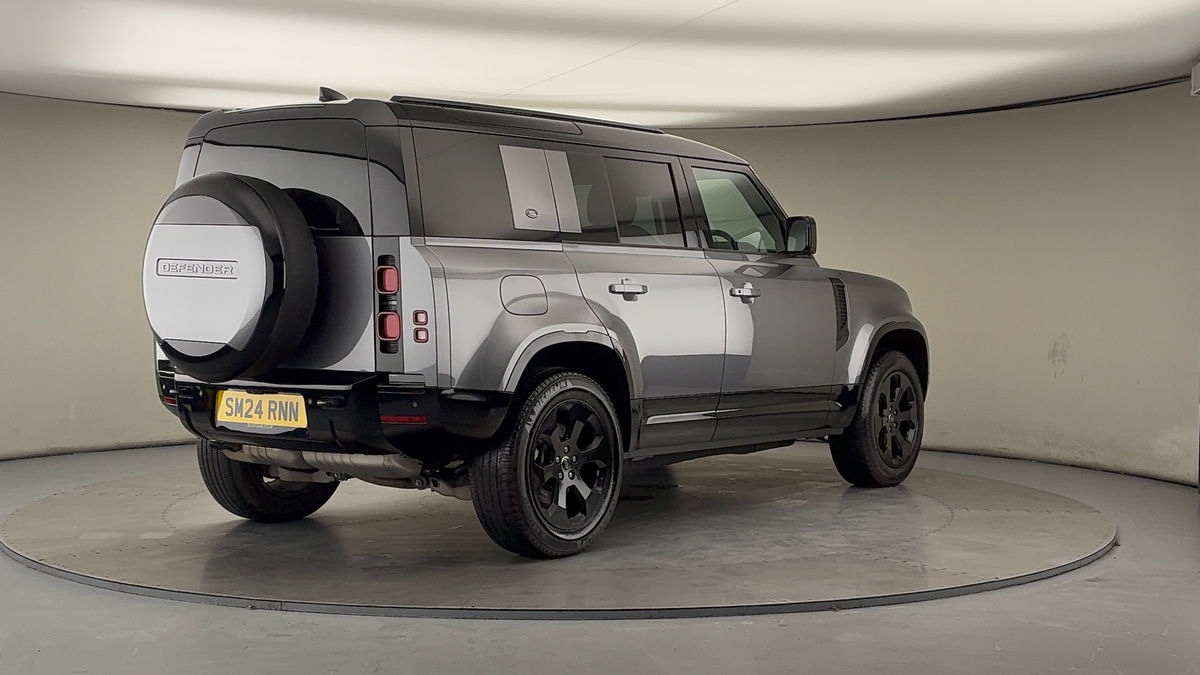 Used Land Rover Defender 110 2024 for sale - 76821426: Photo 39