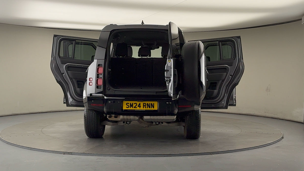 Used Land Rover Defender 110 2024 for sale - 76821426: Photo 60
