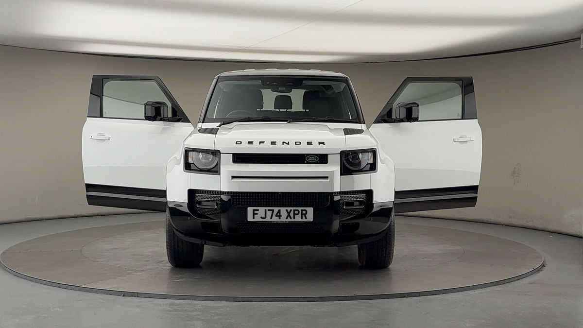 Used Land Rover Defender 90 2024 for sale - 76643160: Photo 57