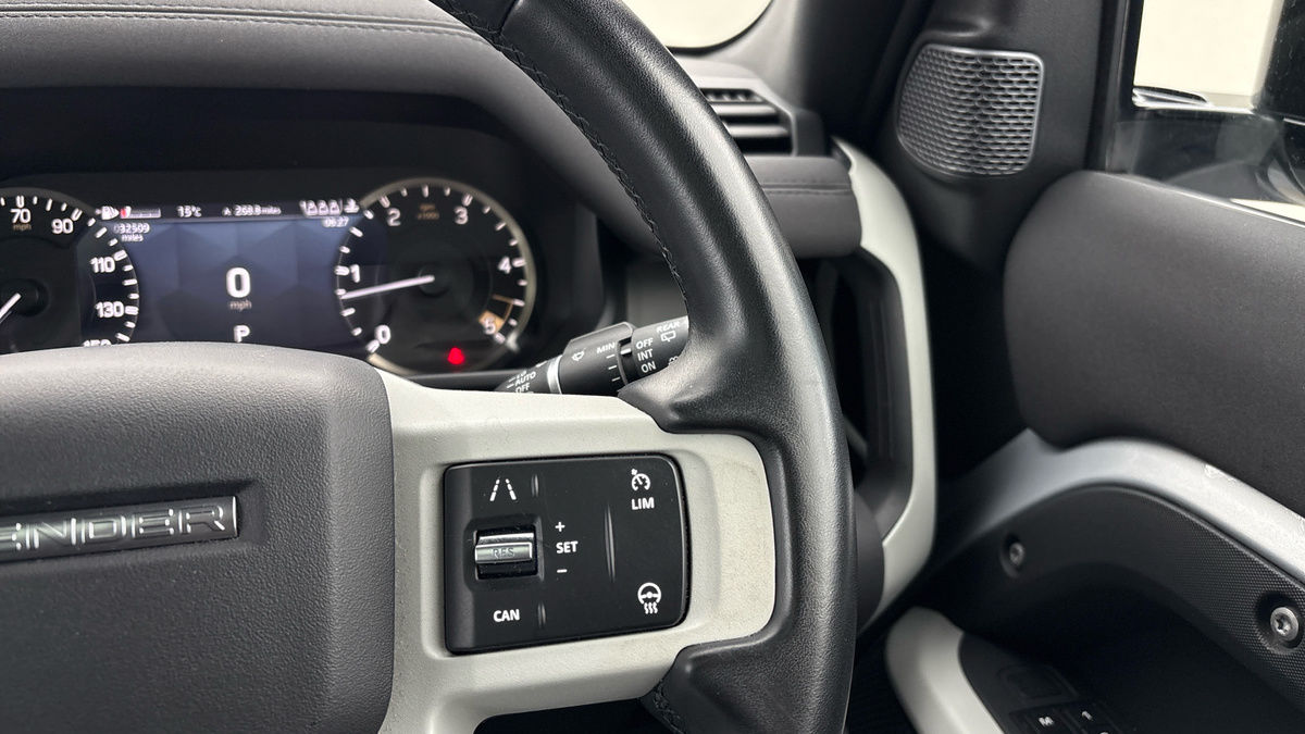 Used Land Rover Defender 2022 for sale - 78213269: Photo 14