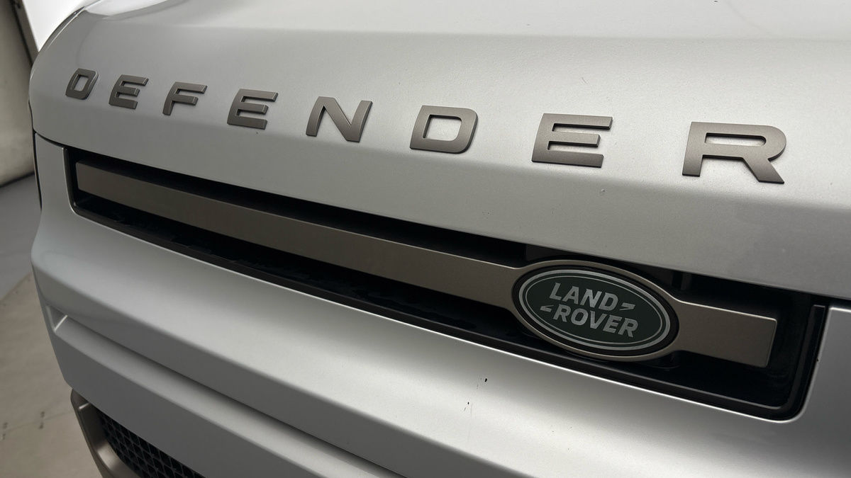 Used Land Rover Defender 2022 for sale - 78213269: Photo 24