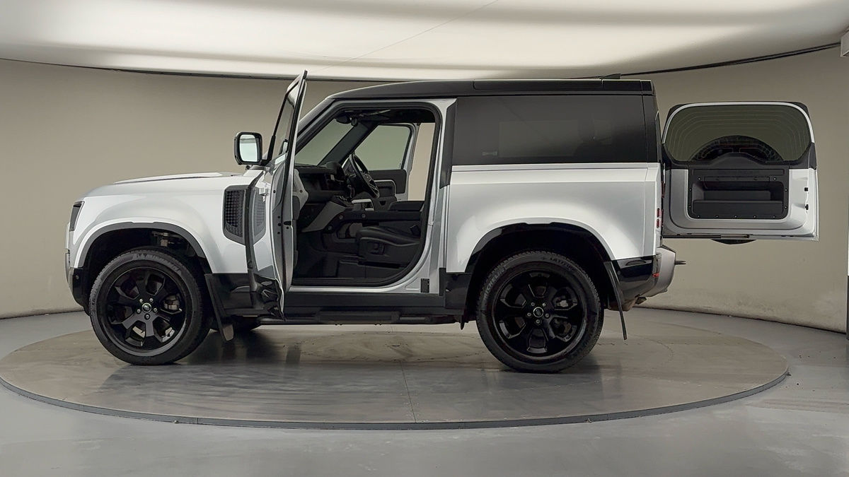 Used Land Rover Defender 2022 for sale - 78213269: Photo 46