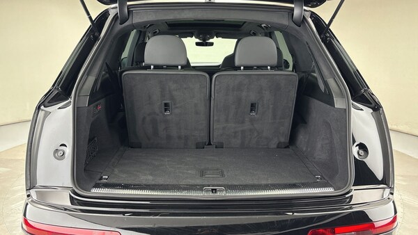 Used Audi Q7 2023 for sale - 76010586: Photo 11