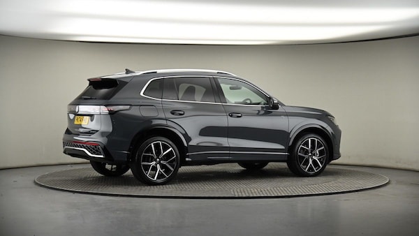 Used Volkswagen Tiguan 2024 for sale - 74290319: Photo 40