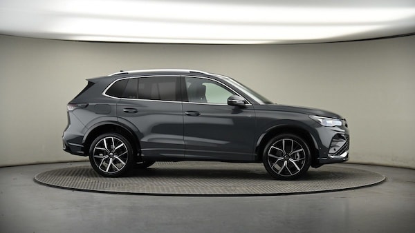 Used Volkswagen Tiguan 2024 for sale - 74290319: Photo 42