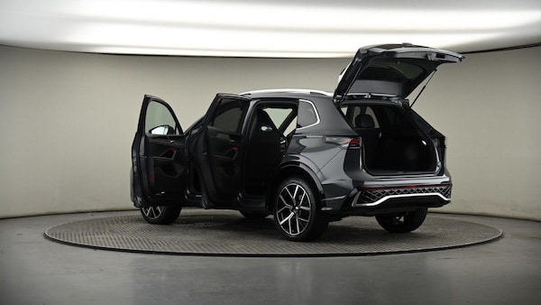 Used Volkswagen Tiguan 2024 for sale - 74290319: Photo 52