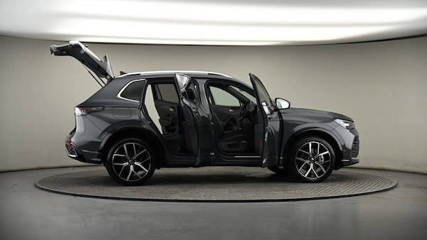 Used Volkswagen Tiguan 2024 for sale - 74290319: Photo 57