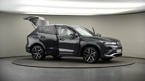 Used Volkswagen Tiguan 2024 for sale - 74290319: Photo 59