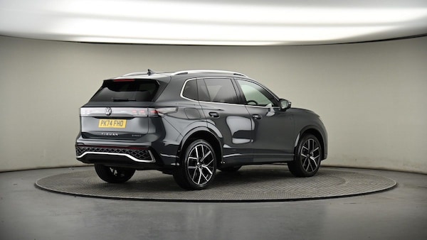 Used Volkswagen Tiguan 2024 for sale - 74290319: Photo 6