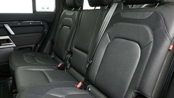 Used Land Rover Defender 110 2024 for sale - 75753625: Photo 5