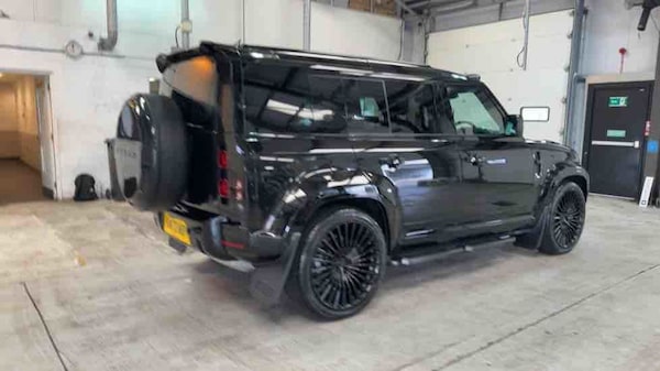 Used Land Rover Defender 110 2024 for sale - 75753625: Photo 76