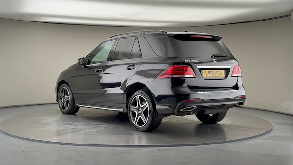 Used Mercedes-Benz GLE 2018 for sale - 76106449: Photo 2