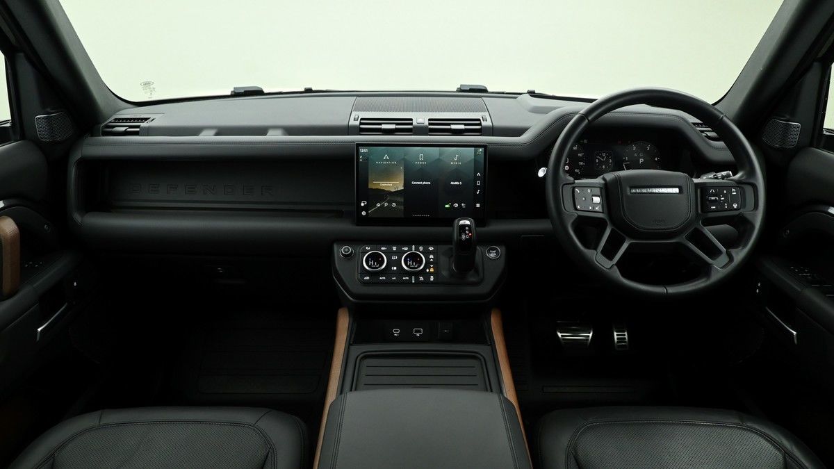 Used Land Rover Defender 110 2023 for sale - 74107070: Photo 20