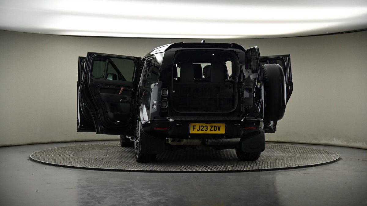 Used Land Rover Defender 110 2023 for sale - 74107070: Photo 69