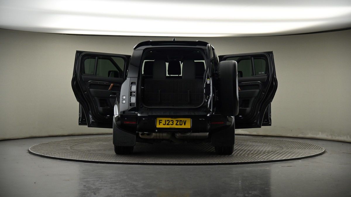 Used Land Rover Defender 110 2023 for sale - 74107070: Photo 70