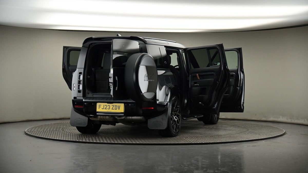 Used Land Rover Defender 110 2023 for sale - 74107070: Photo 71