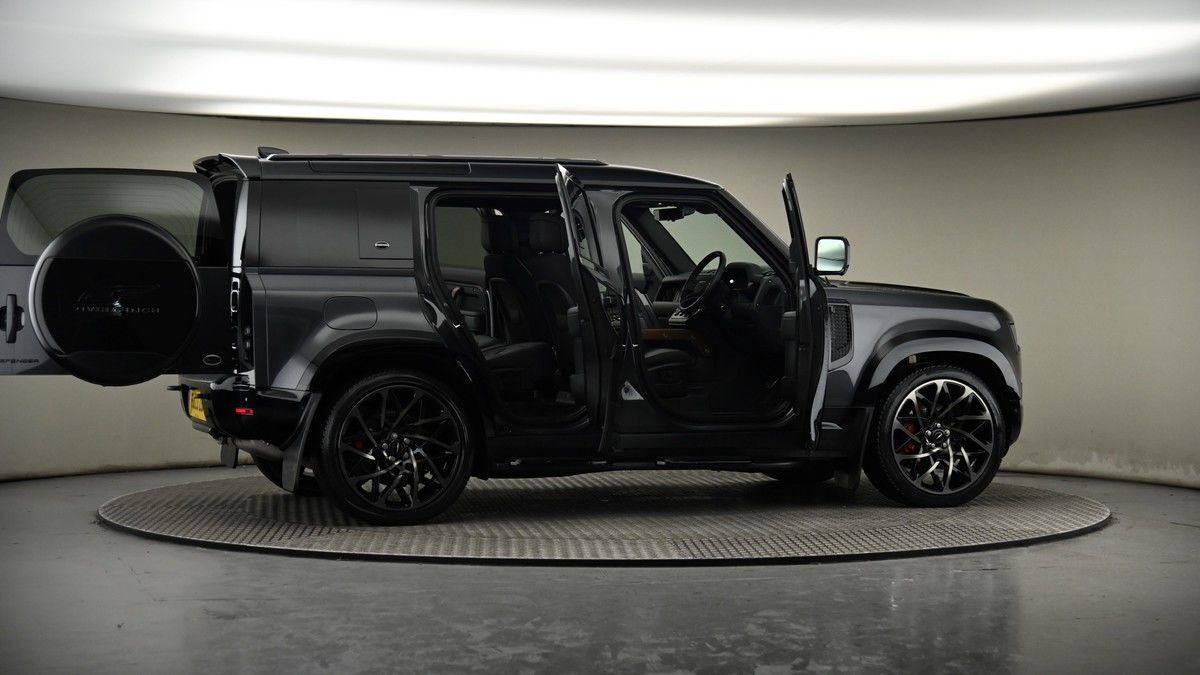 Used Land Rover Defender 110 2023 for sale - 74107070: Photo 77