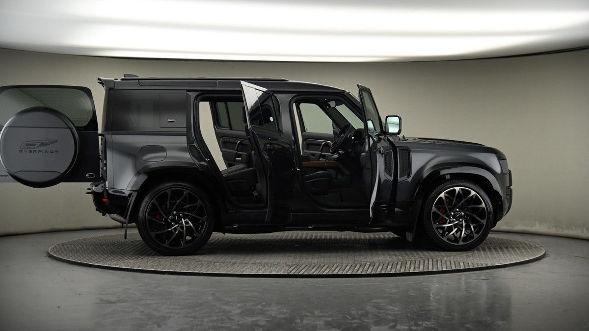 Used Land Rover Defender 110 2023 for sale - 74107070: Photo 78