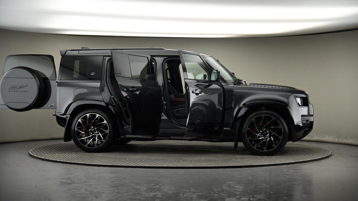 Used Land Rover Defender 110 2023 for sale - 74107070: Photo 79