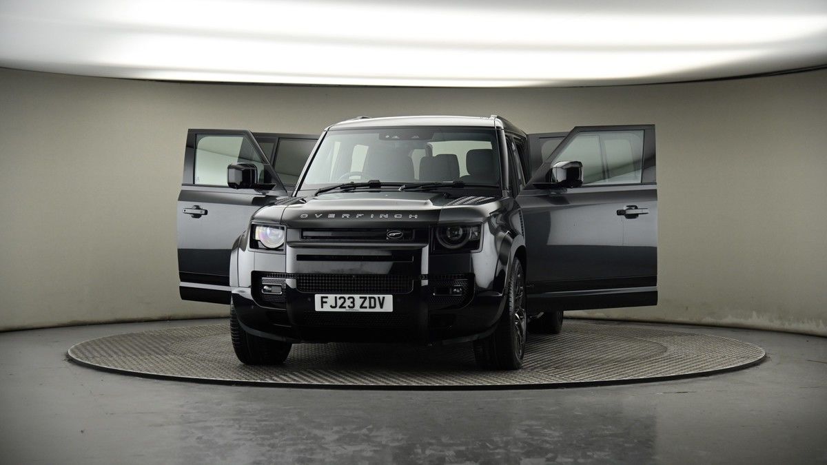 Used Land Rover Defender 110 2023 for sale - 74107070: Photo 89