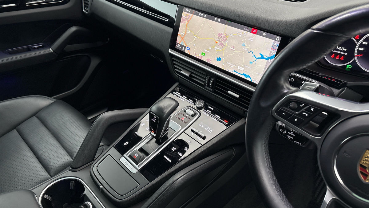 Used Porsche Cayenne 2021 for sale - 77735435: Photo 18