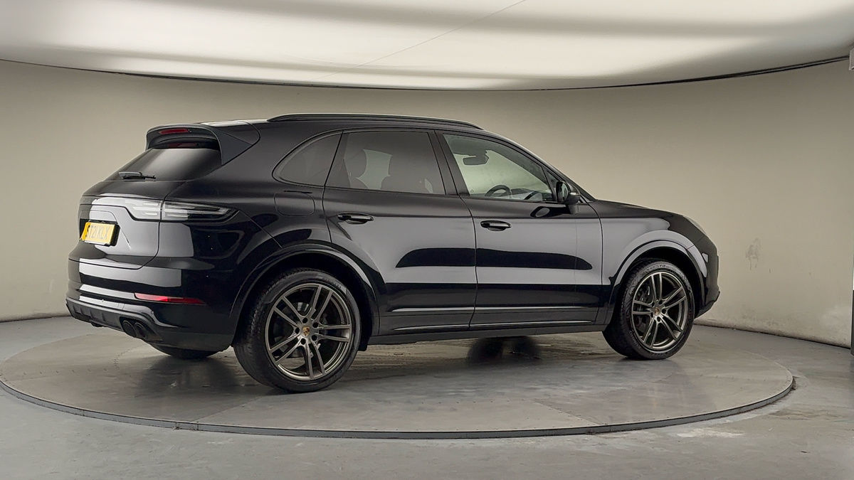 Used Porsche Cayenne 2021 for sale - 77735435: Photo 38