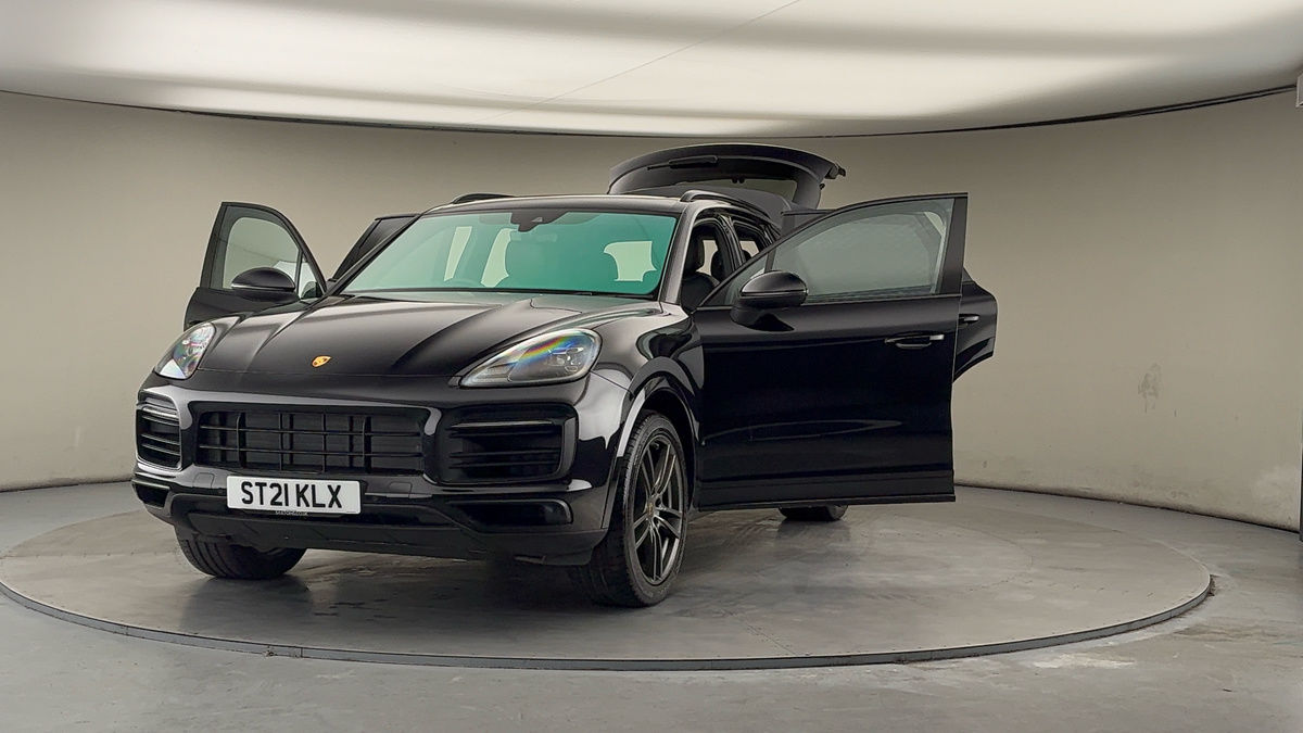 Used Porsche Cayenne 2021 for sale - 77735435: Photo 50