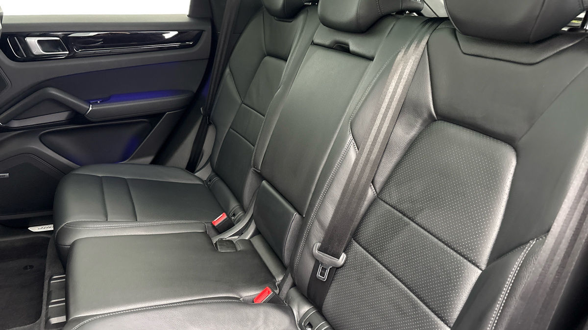 Used Porsche Cayenne 2021 for sale - 77735435: Photo 8