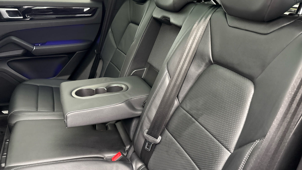 Used Porsche Cayenne 2021 for sale - 77735435: Photo 9