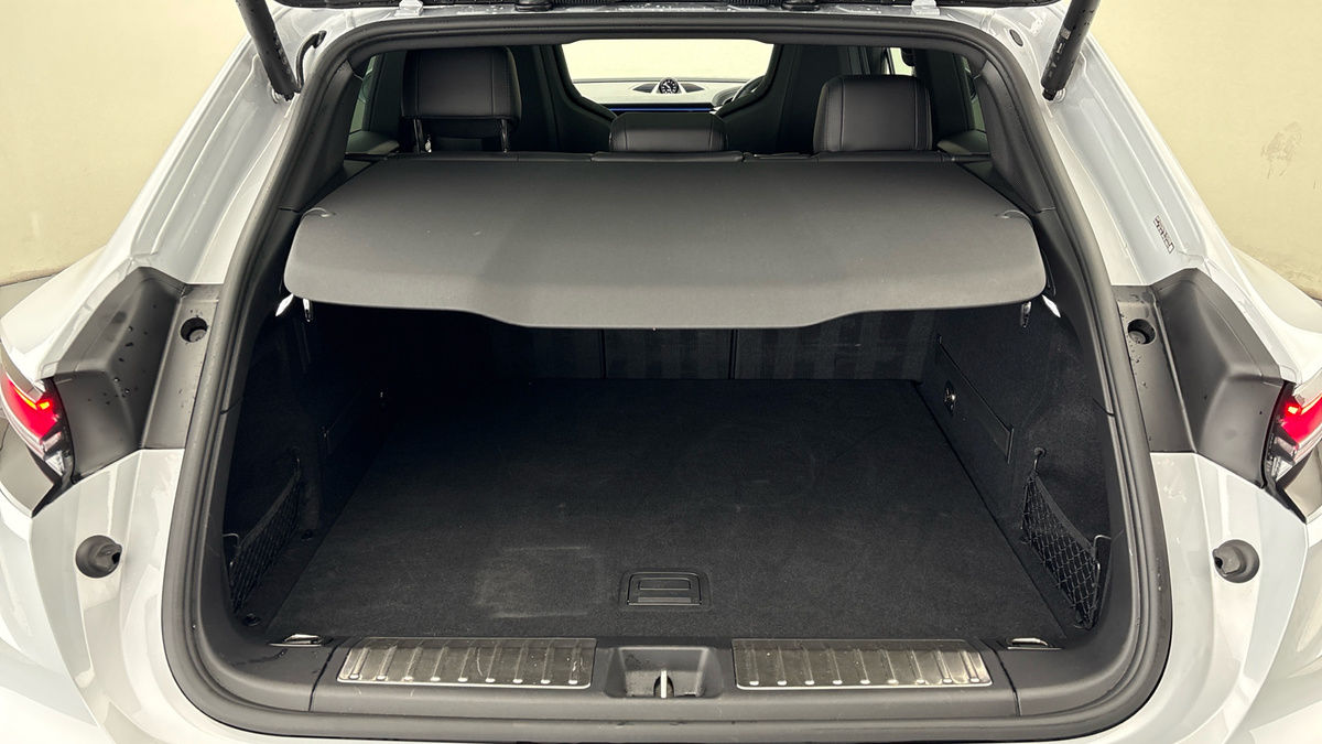 Used Porsche Macan 2025 for sale - 78111608: Photo 11