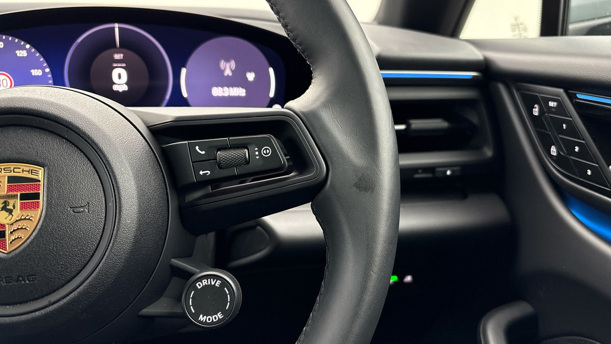 Used Porsche Macan 2025 for sale - 78111608: Photo 14
