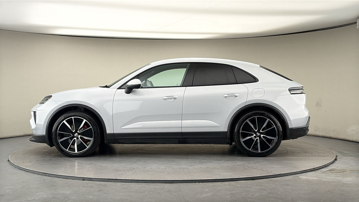 Used Porsche Macan 2025 for sale - 78111608: Photo 15