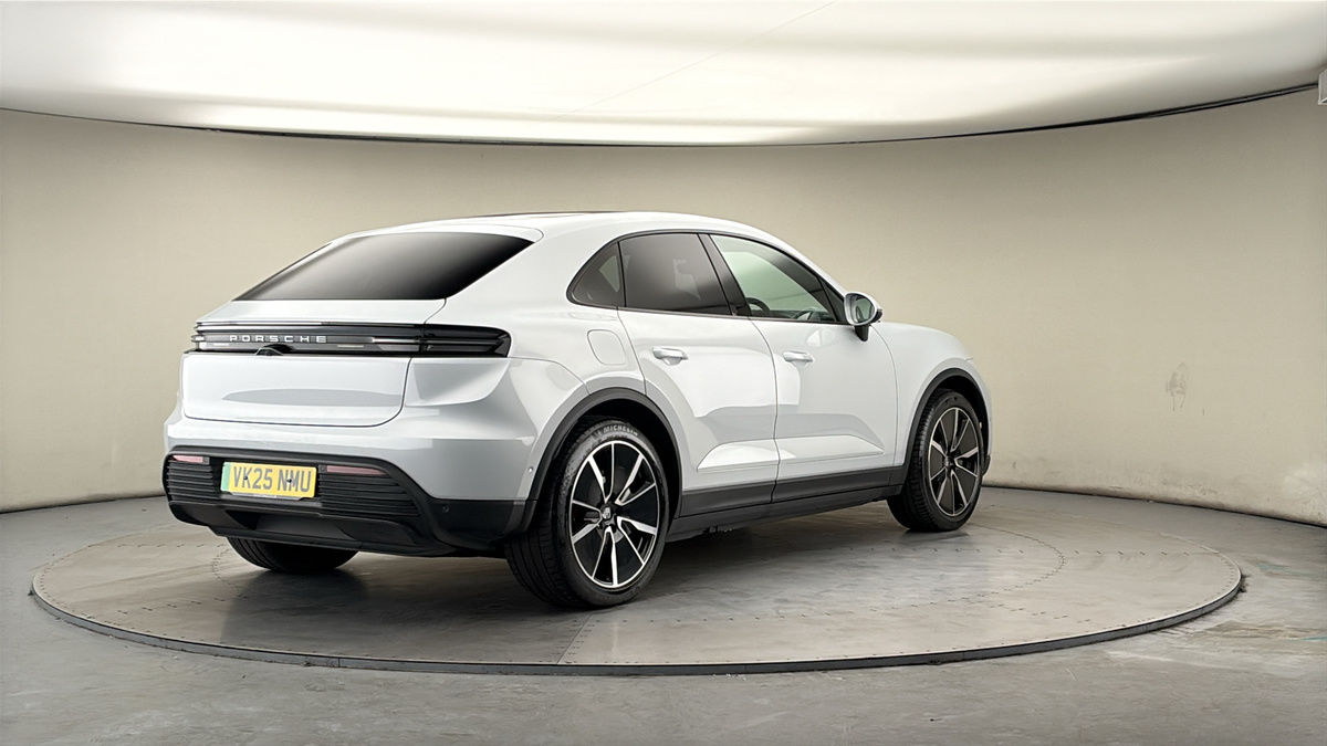 Used Porsche Macan 2025 for sale - 78111608: Photo 21