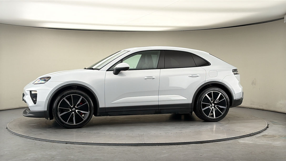 Used Porsche Macan 2025 for sale - 78111608: Photo 31