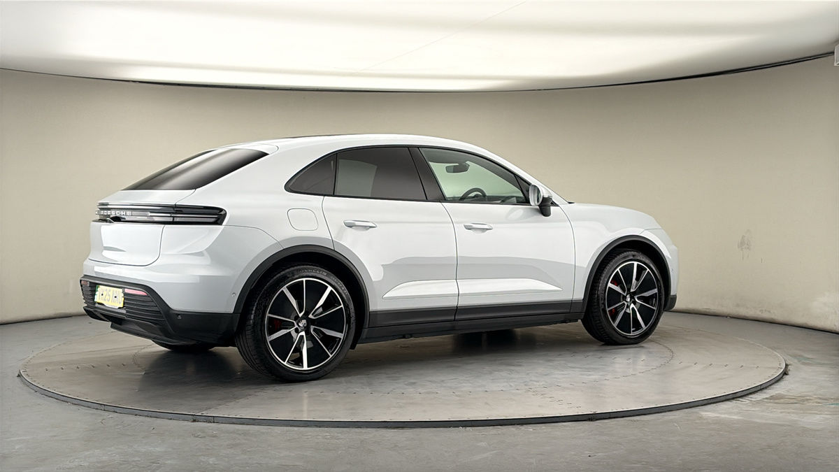 Used Porsche Macan 2025 for sale - 78111608: Photo 41