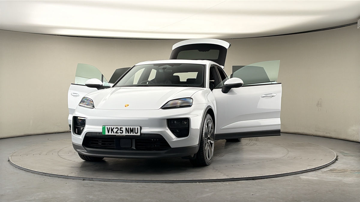 Used Porsche Macan 2025 for sale - 78111608: Photo 53
