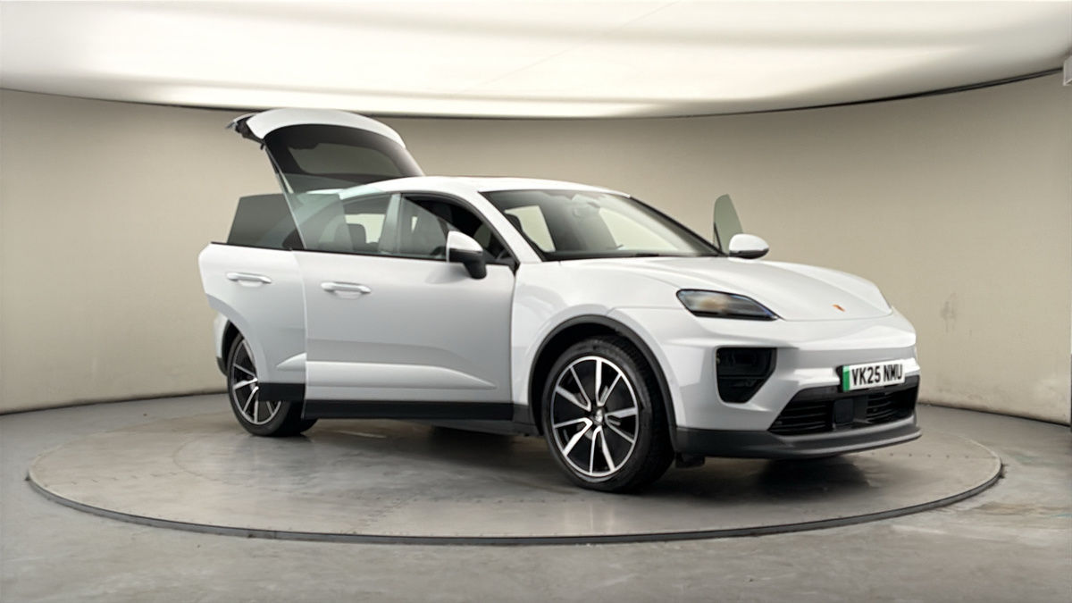 Used Porsche Macan 2025 for sale - 78111608: Photo 56