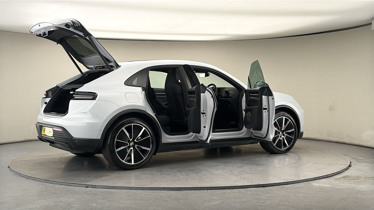 Used Porsche Macan 2025 for sale - 78111608: Photo 60