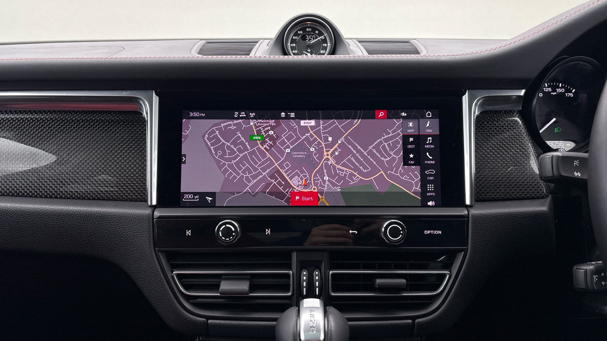 Used Porsche Macan 2022 for sale - 76418110: Photo 17