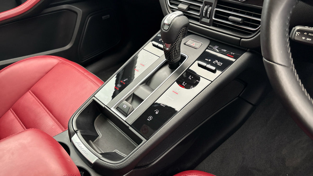 Used Porsche Macan 2022 for sale - 76418110: Photo 18