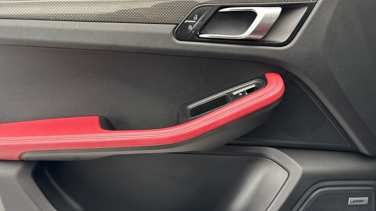 Used Porsche Macan 2022 for sale - 76418110: Photo 19