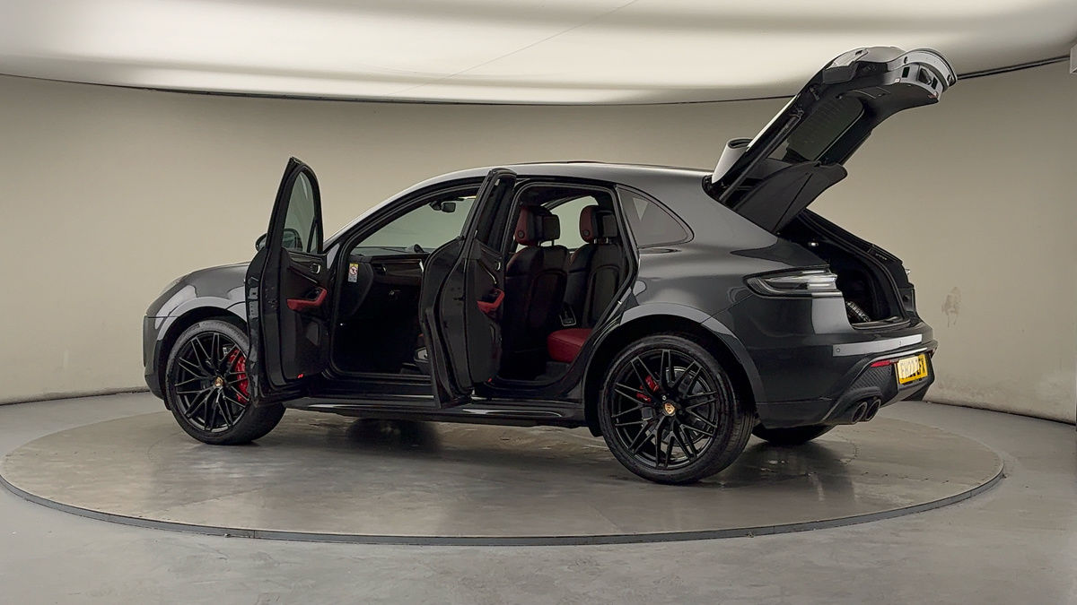 Used Porsche Macan 2022 for sale - 76418110: Photo 48