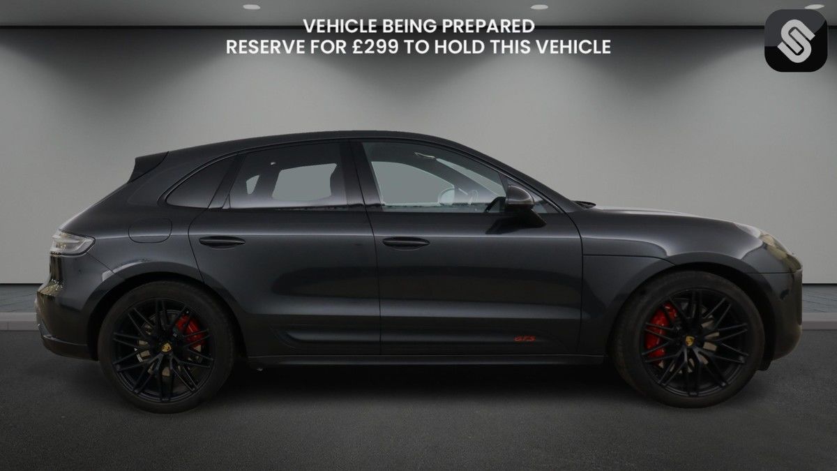 Used Porsche Macan 2022 for sale - 76418110: Photo 5